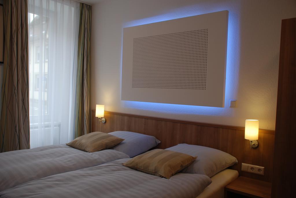 Hotel Rest Inn Bretten Quarto foto